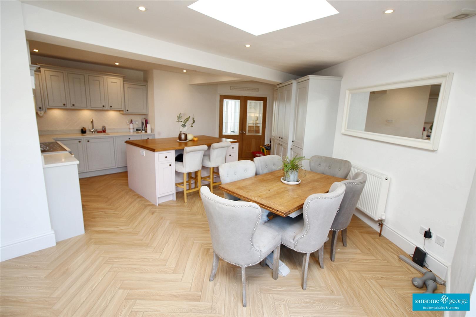 Westwood Road, Tilehurst, Reading
